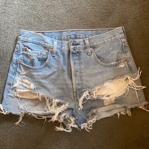 Levi 501 denim distressed shorts